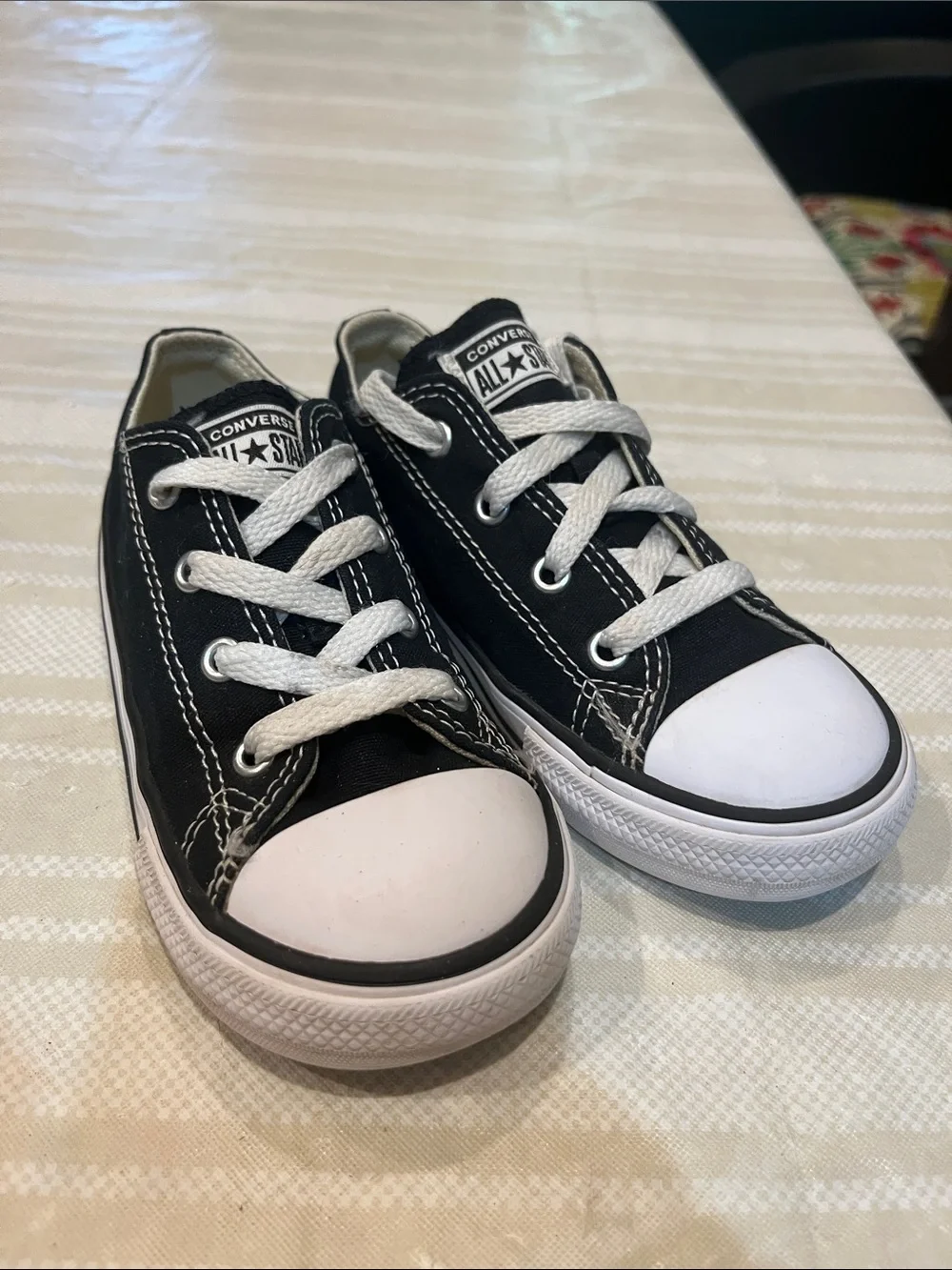 Converse All Star Kids Black Sneaker size 9